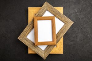 Effects of Picture Frame Size on Room Dynamics: Comprehensive Insights 